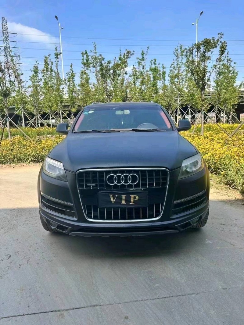 青岛11年奥迪Q71