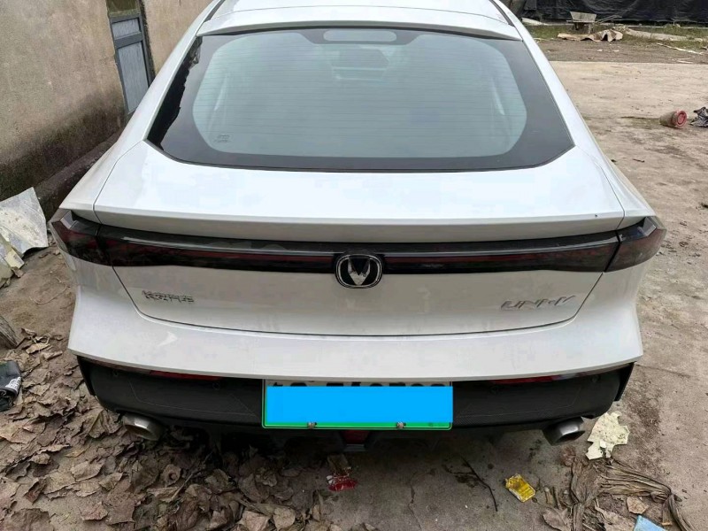 淄博23年长安汽车UNI-V2