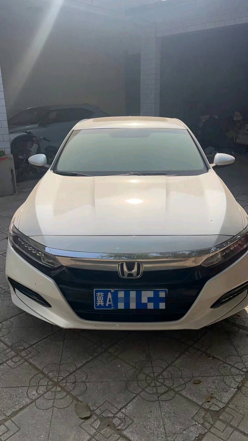 石家庄19年本田雅阁1