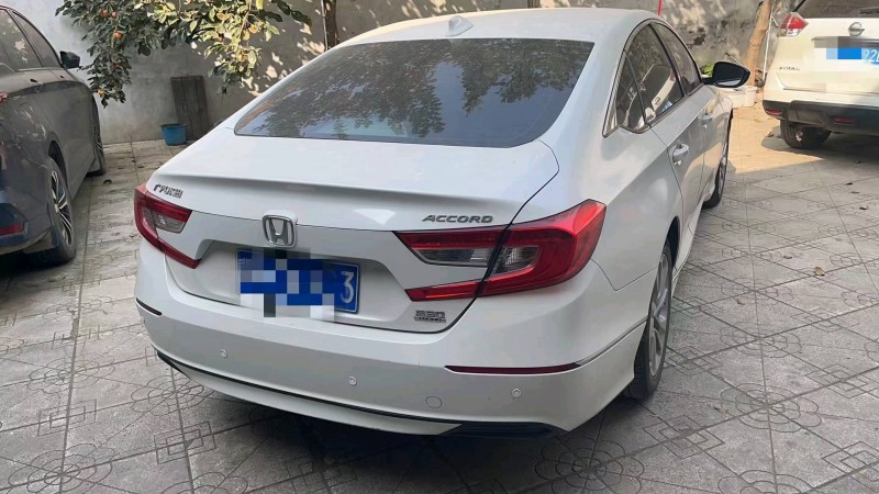 石家庄19年本田雅阁7