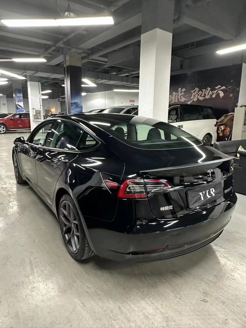 曲靖23年特斯拉MODEL 34