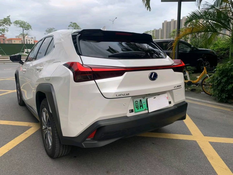 佛山21年雷克萨斯UX4