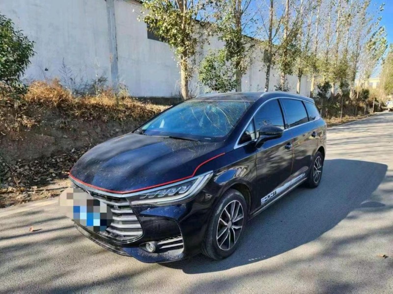 枣庄19年比亚迪宋MAX2