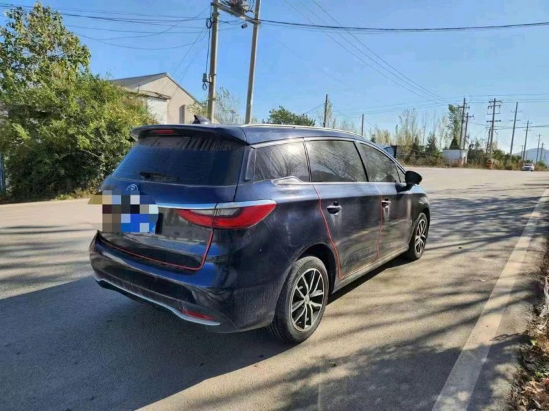 枣庄19年比亚迪宋MAX7