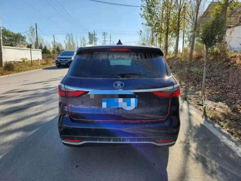 枣庄19年比亚迪宋MAX8