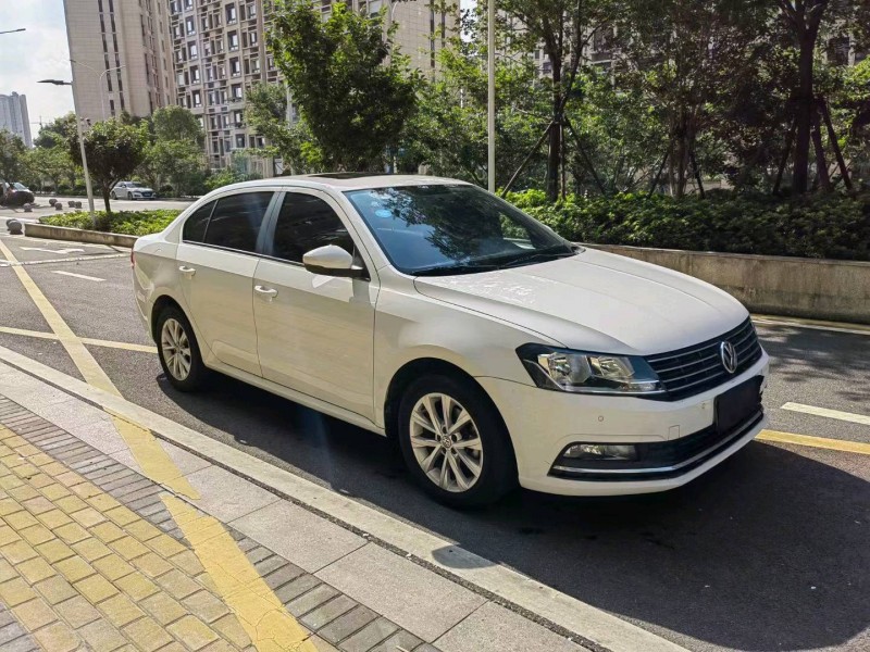 苏州19年大众朗逸2