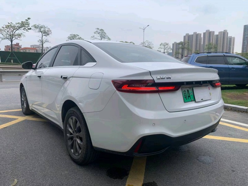 佛山22年吉利几何5