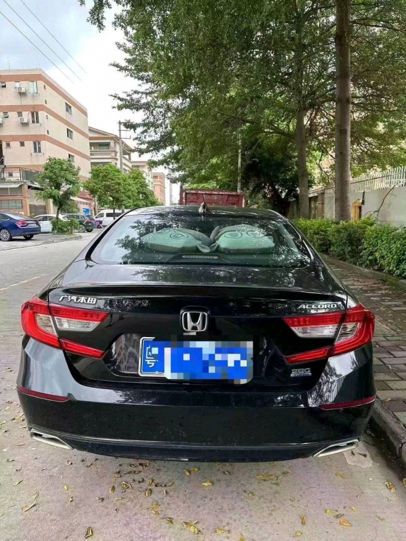 深圳21年本田雅阁2