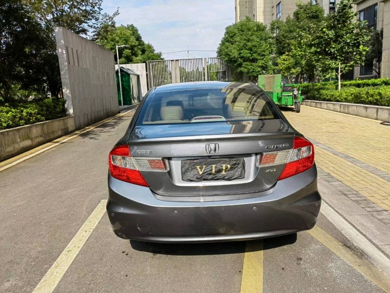 苏州14年本田思域9