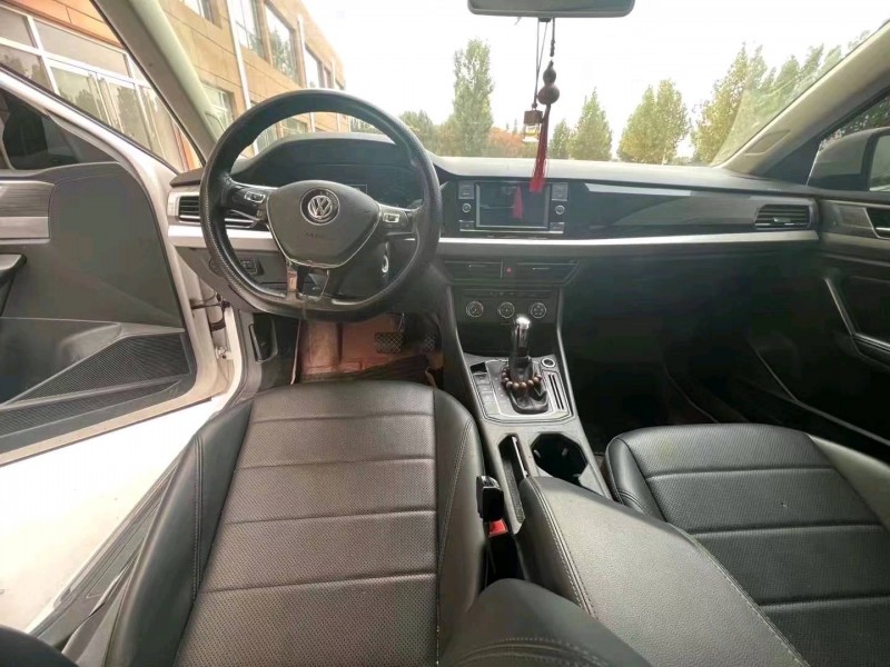 邯郸20年大众朗逸8