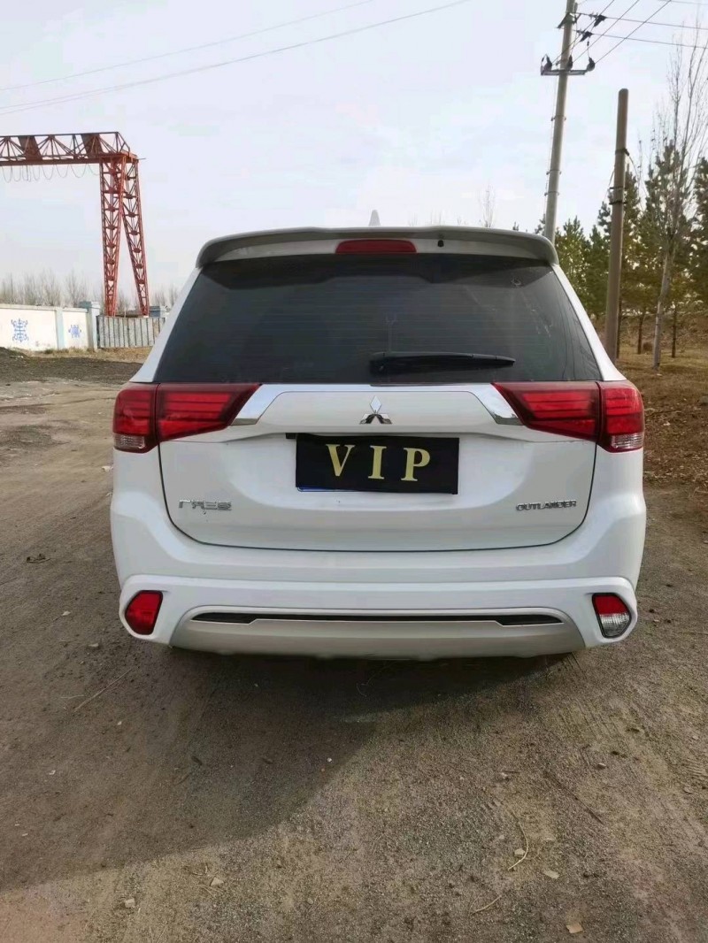 邯郸22年三菱欧蓝德9