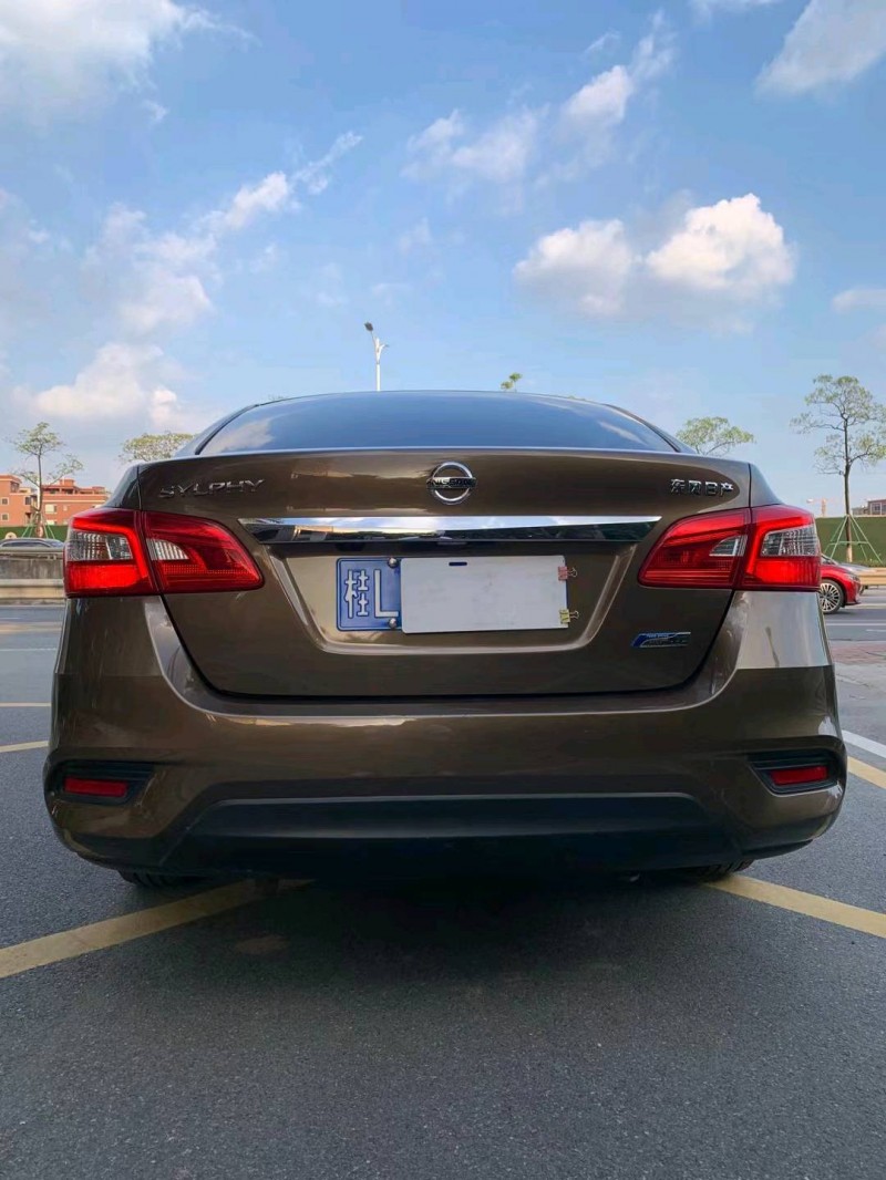 佛山19年日产轩逸7