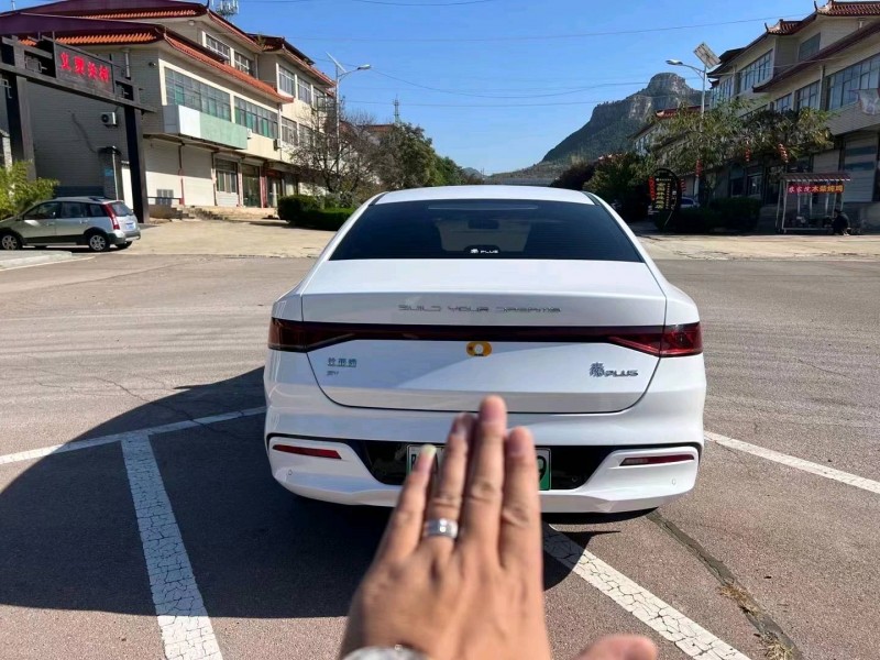 淄博22年比亚迪秦9