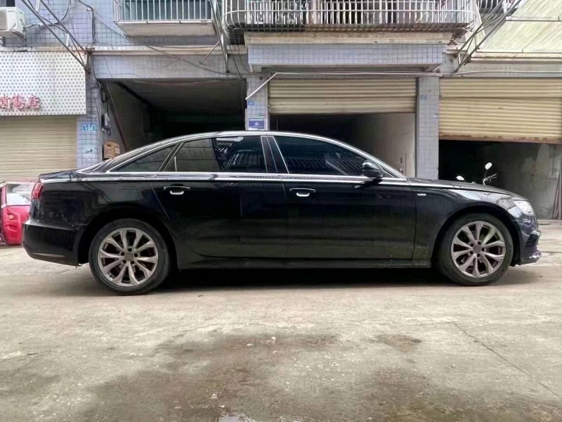 重庆18年奥迪A65
