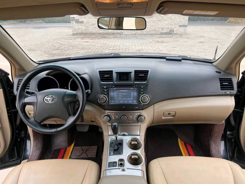 廊坊15年丰田汉兰达9