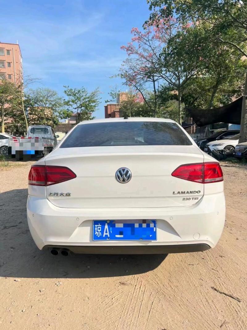 广州17年大众凌渡5