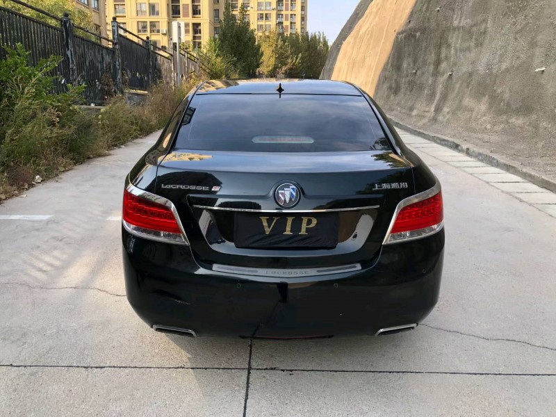 枣庄10年别克君越9