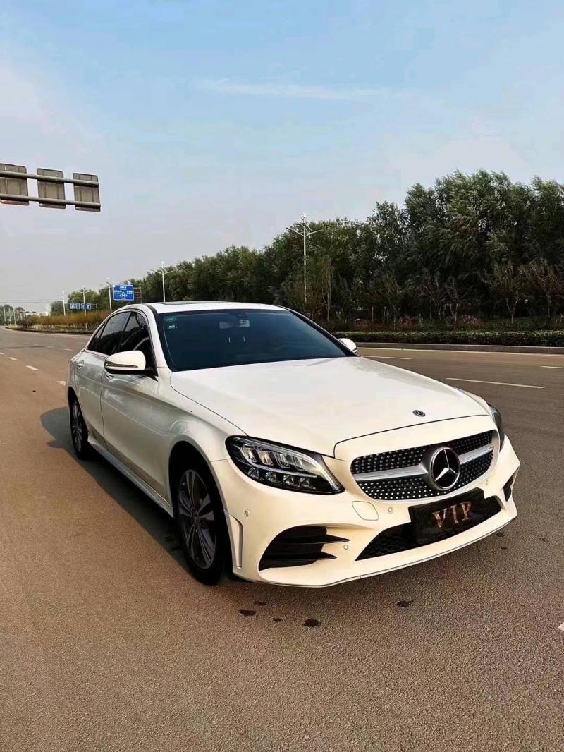 枣庄19年奔驰C2