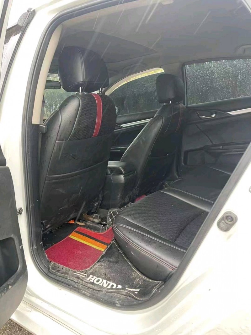 枣庄17年本田思域4