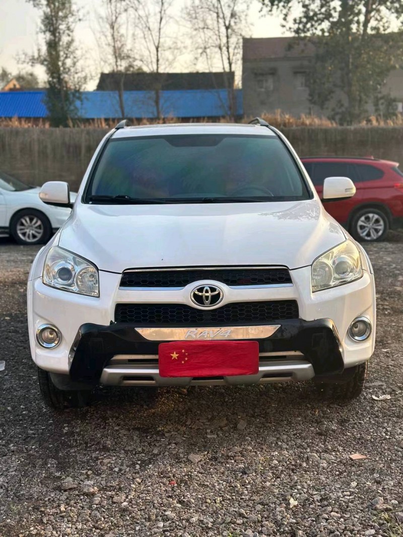 平頂山13年豐田RAV41