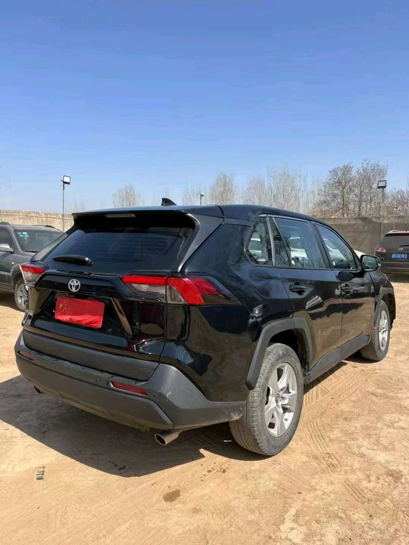 安陽21年豐田RAV4榮放4