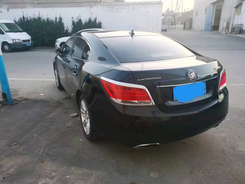 枣庄11年别克君越5