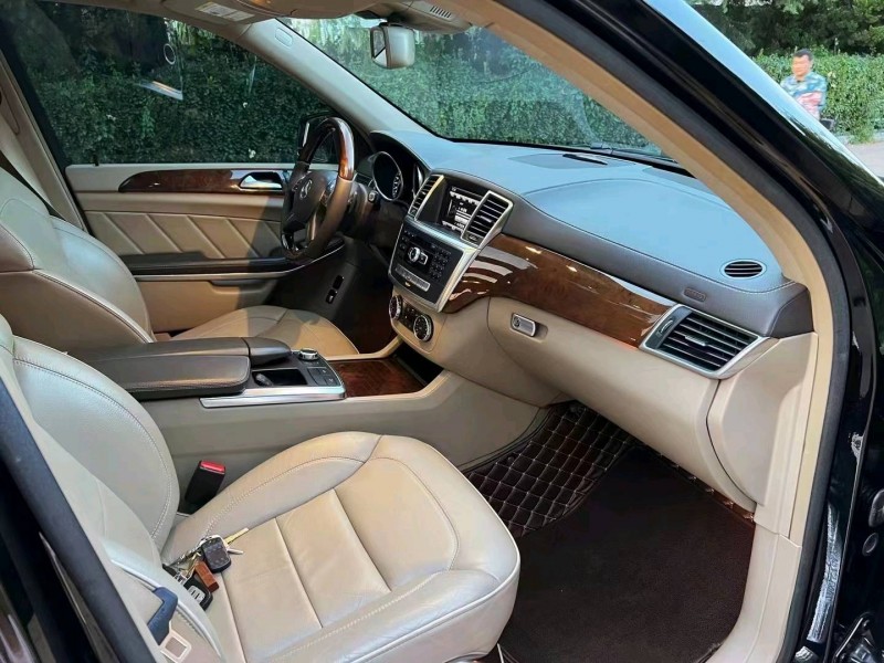 潍坊13年奔驰GL6