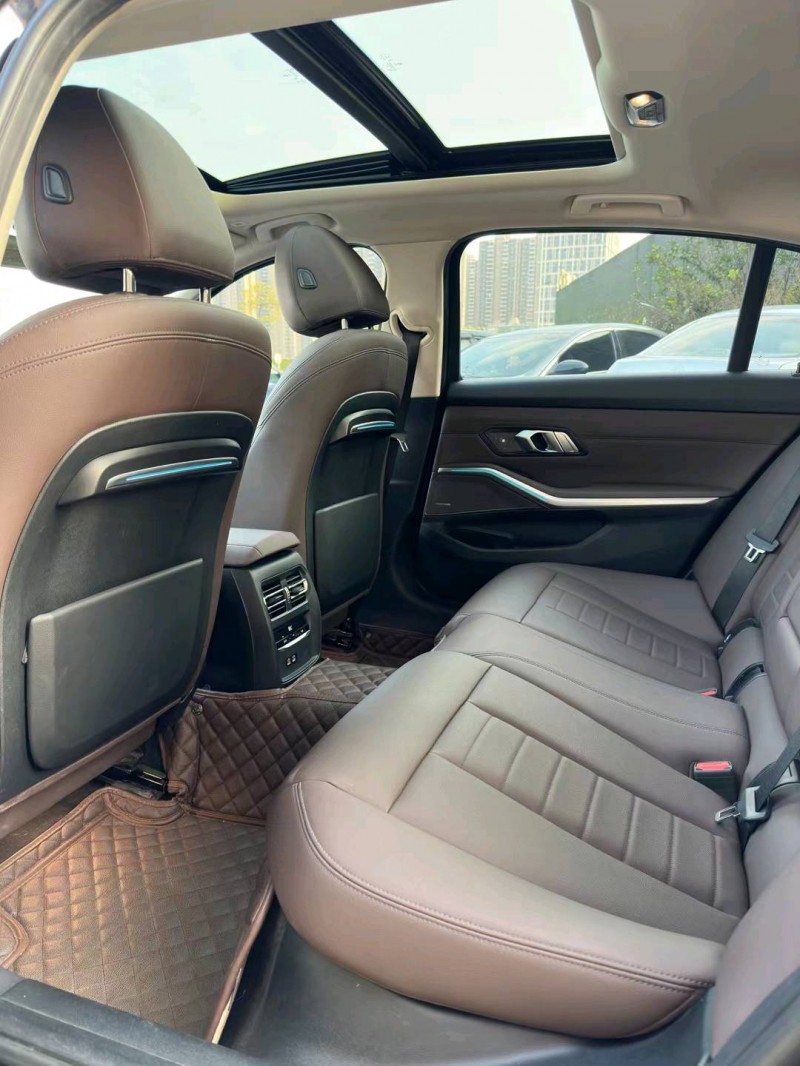 佛山20年宝马3系7