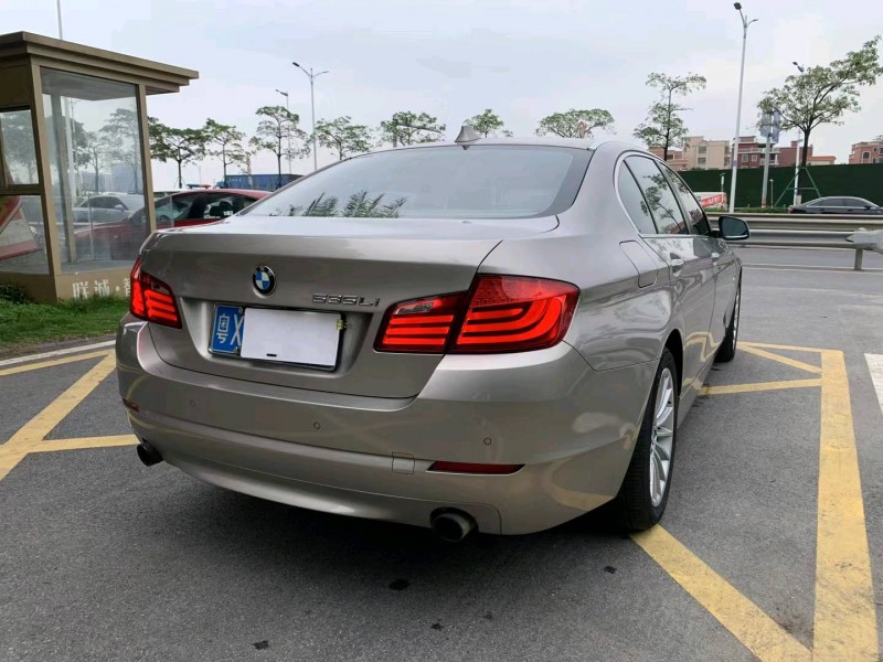 佛山13年宝马5系5