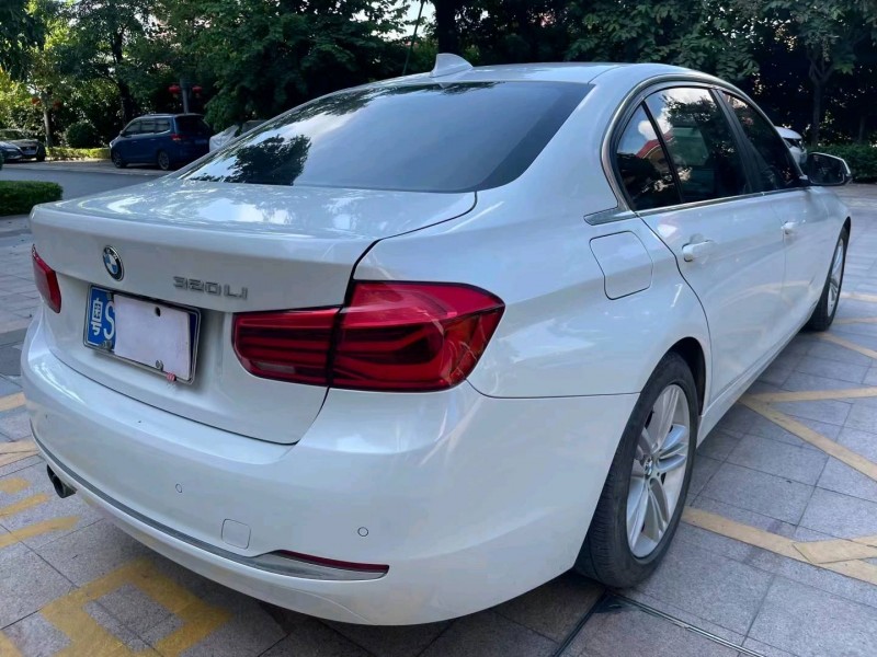 佛山17年宝马3系4