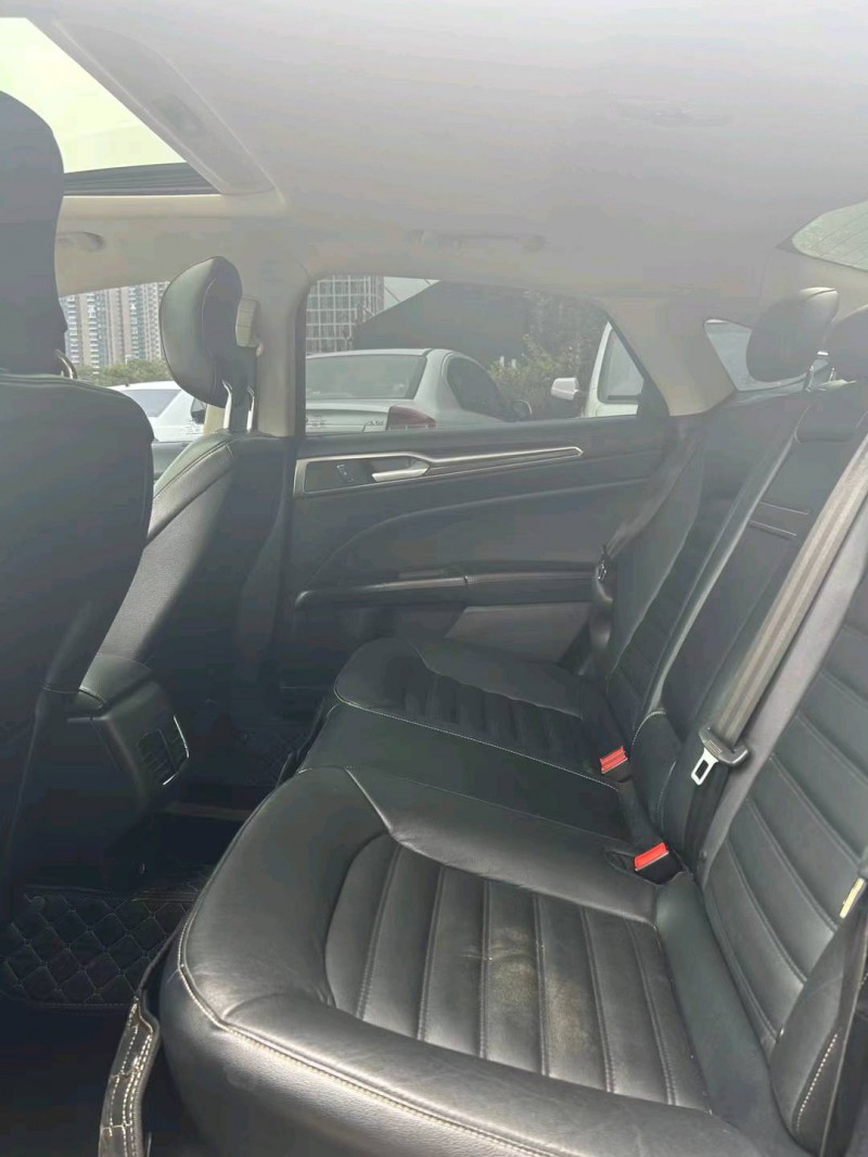 佛山17年福特蒙迪欧8