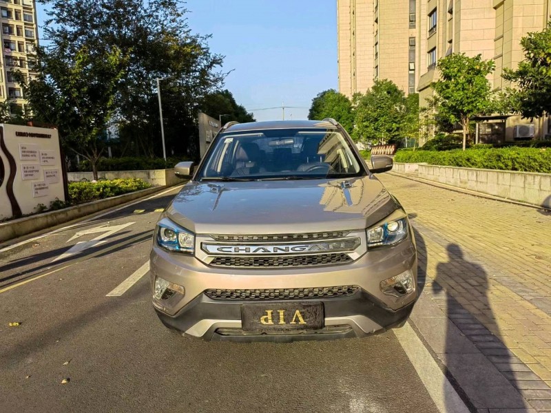 苏州17年长安汽车CS751