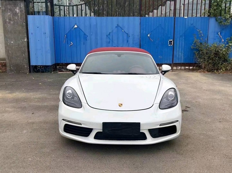枣庄19年保时捷Boxster1