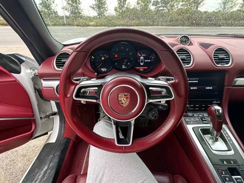 枣庄19年保时捷Boxster5
