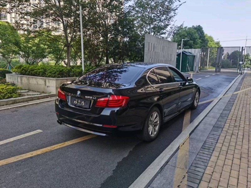 苏州11年宝马5系7