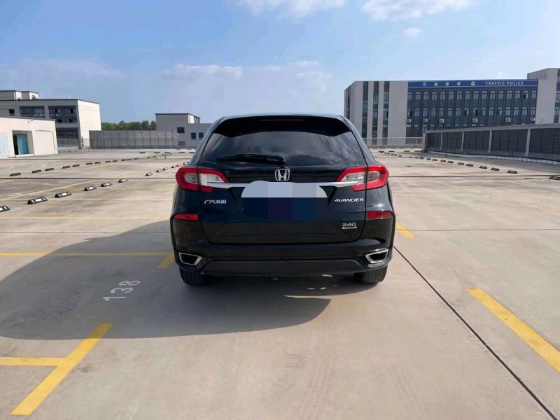 嘉兴18年本田冠道5