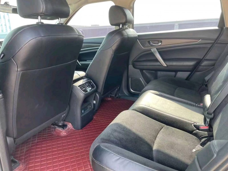 嘉兴18年本田冠道7