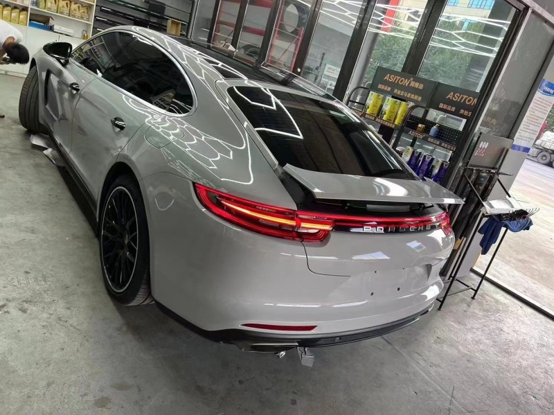 济宁18年保时捷帕拉梅拉3