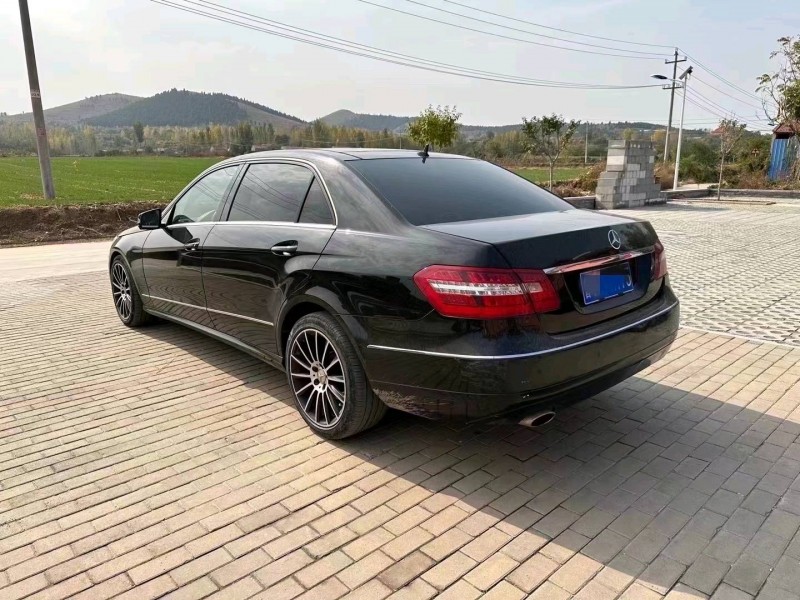 东营13年奔驰E6