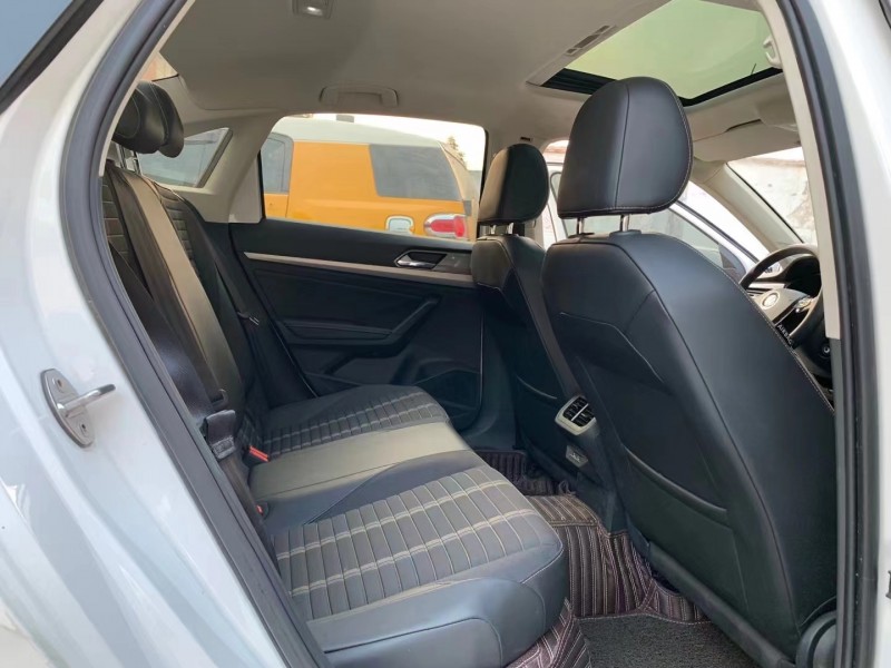 济宁18年大众朗逸7