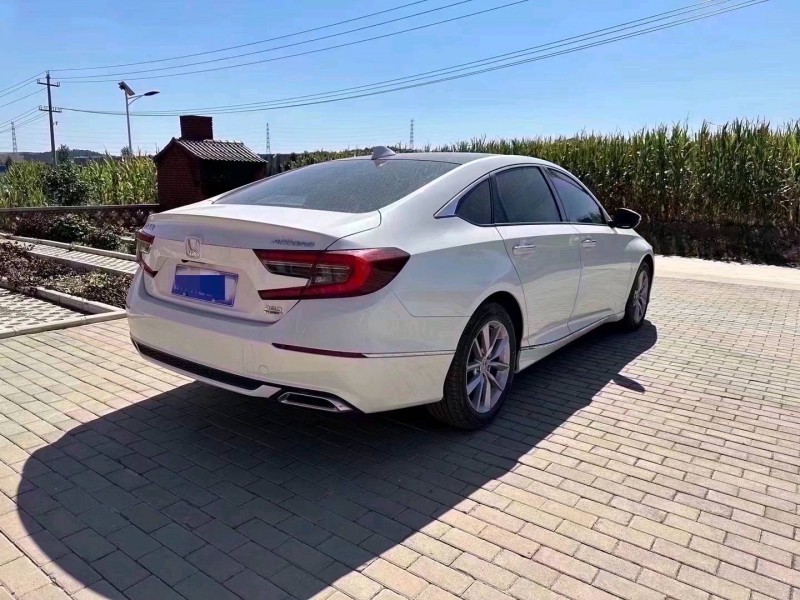 枣庄22年本田雅阁4