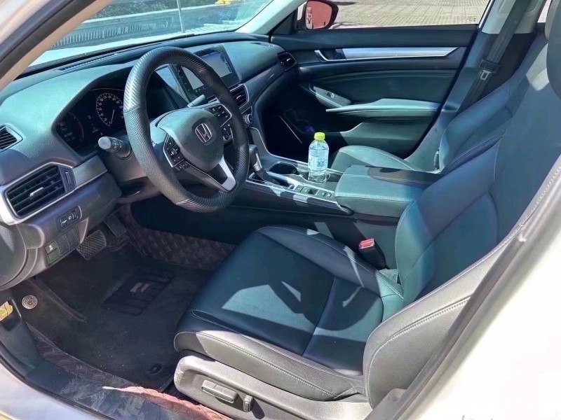 枣庄22年本田雅阁8