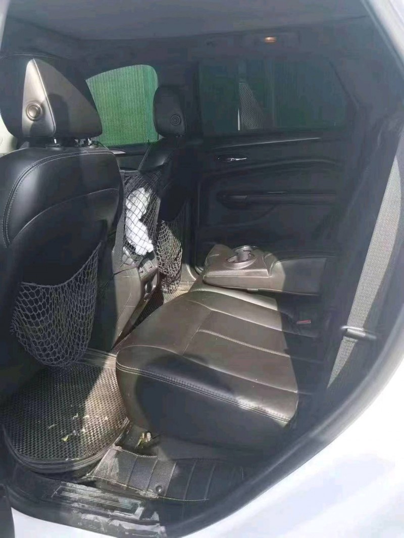 邯郸15年凯迪拉克SRX8