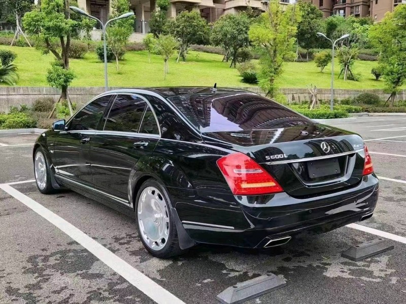 潍坊12年奔驰S8
