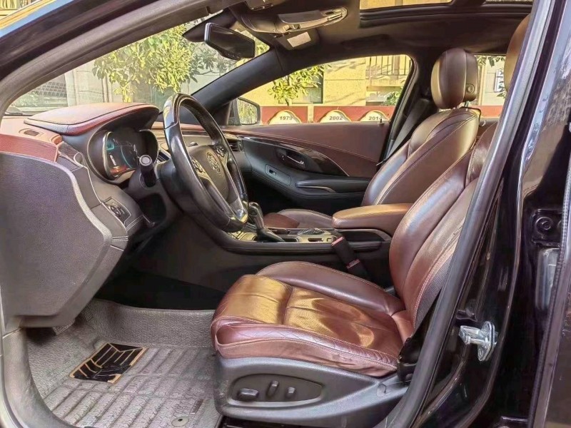 徐州14年别克君越9