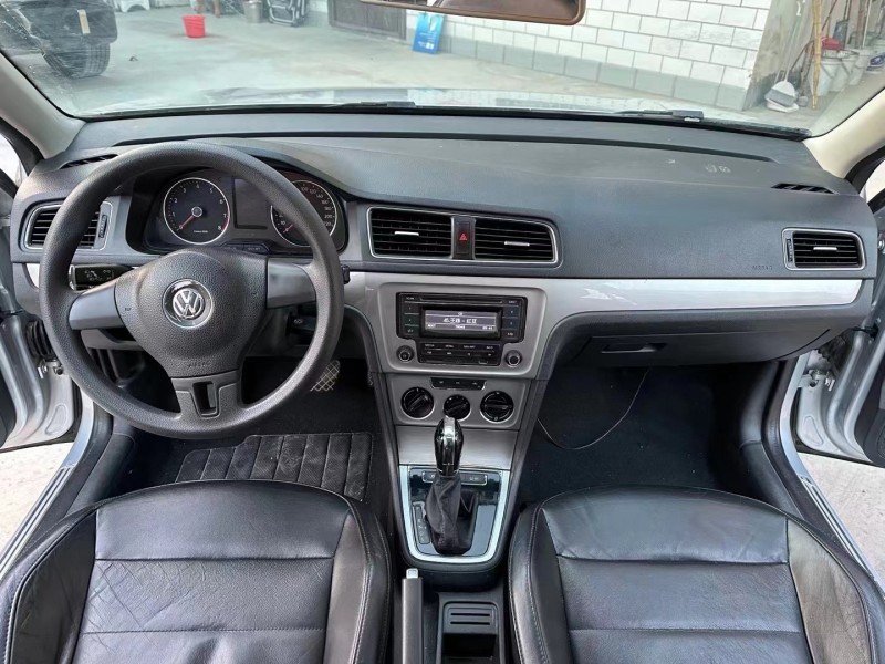 济宁14年大众朗逸7