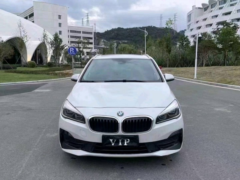 溫州19年寶馬2系1