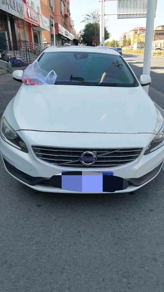 邢台16年沃尔沃S60L1