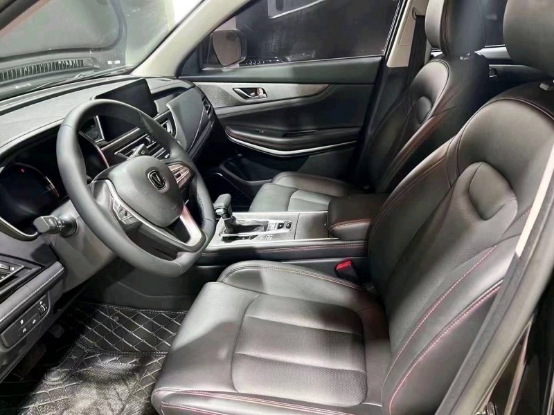 邵阳23年长安汽车CS757