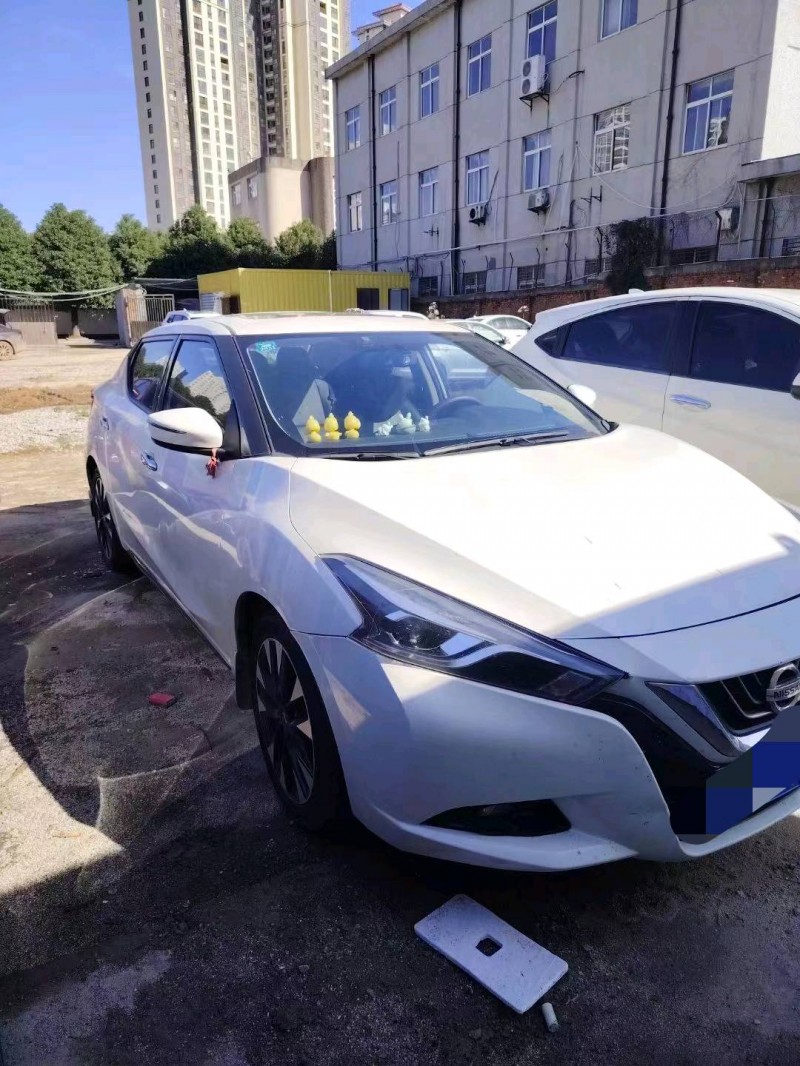 宜昌19年日產藍鳥4
